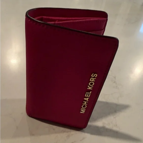 Michael Kors Fuchsia Wallet with Gold Logo - Picture 4 of 5